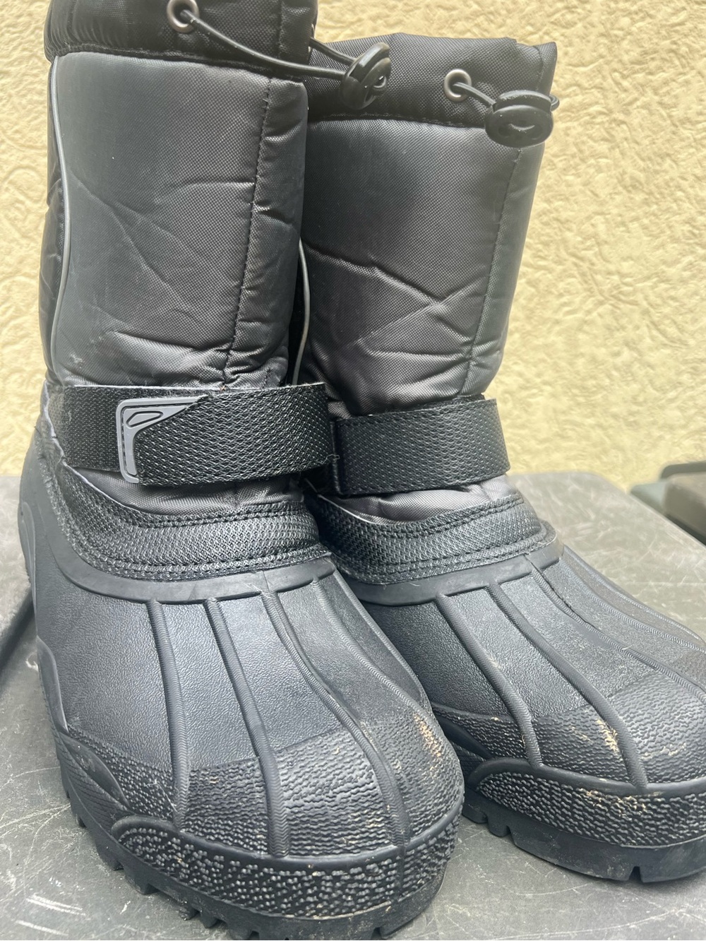 Men’s Size 8 Black Insulated Snow Winter Boots Fleece Lined Waterproof